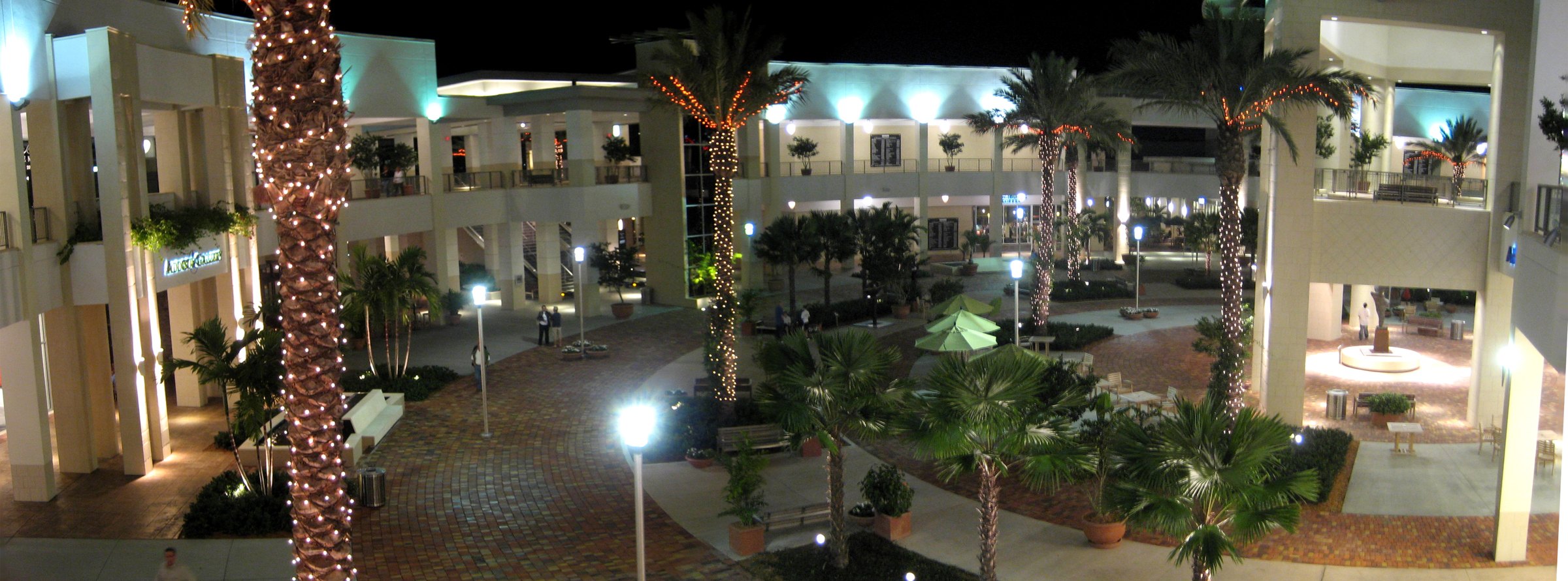 Night view of the courtyard at Downtown at the Gardens in Palm Beach Gardens