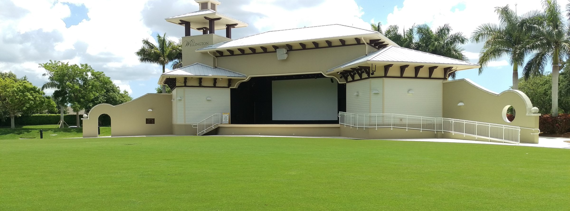 Wellington Amphitheater and town-center lawn in Wellington, Florida